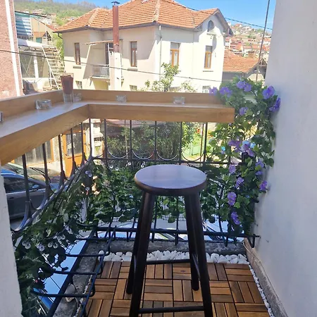 Апартамент Yavi's