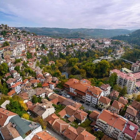 Апартамент Yavi's Велико Търново